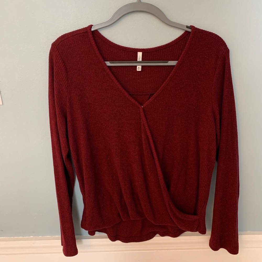 V-neck soft top